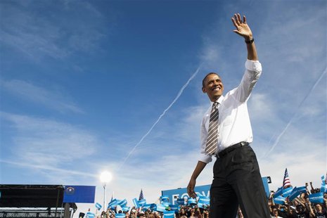 President Barack Obama arrives at a campaign rally at the College of Southern Nevada in North Las Vegas, Nevada November 1, 2012. REUTERS/La President Barack Obama arrives at a campaign rally at the College of Southern Nevada in North Las Vegas, Nevada November 1, 2012. REUTERS/La