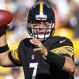 Pittsburgh Steelers quarterback Ben Roethlisberger passes against the New York Jets in the first quarter of their NFL football game in Pitts Pittsburgh Steelers quarterback Ben Roethlisberger passes against the New York Jets in the first quarter of their NFL football game in Pitts