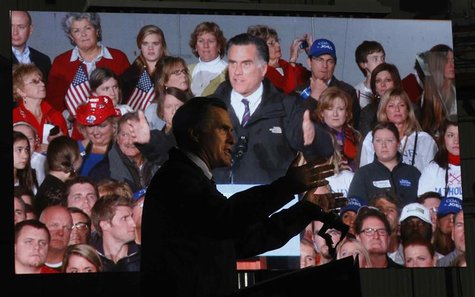 Republican presidential nominee Mitt Romney speaks at a campaign rally at the airport in Columbus, Ohio November 5, 2012. REUTERS/Brian Snyd Republican presidential nominee Mitt Romney speaks at a campaign rally at the airport in Columbus, Ohio November 5, 2012. REUTERS/Brian Snyd