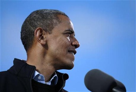 U.S. President Barack Obama is pictured at an election campaign rally in Concord, New Hampshire, November 4, 2012. REUTERS/Jason Reed U.S. President Barack Obama is pictured at an election campaign rally in Concord, New Hampshire, November 4, 2012. REUTERS/Jason Reed