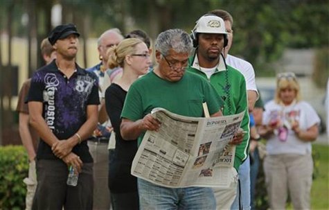 Voters line up to cast ballots in the U.S. Presidential election in Boca Raton, Florida November 6, 2012. REUTERS/Joe Skipper Voters line up to cast ballots in the U.S. Presidential election in Boca Raton, Florida November 6, 2012. REUTERS/Joe Skipper