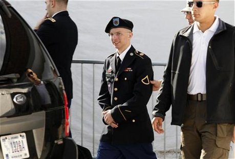 Army Private First Class Bradley Manning (C) is escorted in handcuffs as he leaves the courthouse in Fort Meade, Maryland June 6, 2012. REUT Army Private First Class Bradley Manning (C) is escorted in handcuffs as he leaves the courthouse in Fort Meade, Maryland June 6, 2012. REUT
