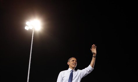 U.S. President Barack Obama waves to supporters after speaking at a campaign rally in Las Vegas, Nevada October 24, 2012. REUTERS/Kevin Lama U.S. President Barack Obama waves to supporters after speaking at a campaign rally in Las Vegas, Nevada October 24, 2012. REUTERS/Kevin Lama