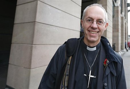 Justin Welby, the Bishop of Durham, walks through Westminster in London November 8, 2012. REUTERS/Suzanne Plunkett Justin Welby, the Bishop of Durham, walks through Westminster in London November 8, 2012. REUTERS/Suzanne Plunkett