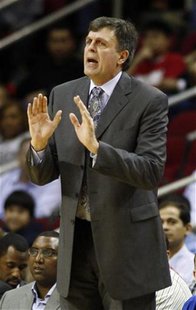 Houston Rockets head coach Kevin McHale talks to his players during their NBA basketball game against the Toronto Raptors in Houston Februar Houston Rockets head coach Kevin McHale talks to his players during their NBA basketball game against the Toronto Raptors in Houston Februar
