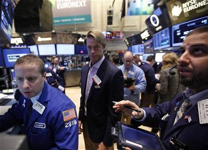 Traders work on the floor of the New York Stock Exchange, November 9, 2012. REUTERS/Brendan McDermid Traders work on the floor of the New York Stock Exchange, November 9, 2012. REUTERS/Brendan McDermid
