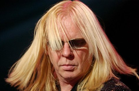 Rick Wakeman, keyboarder of the British rock group Yes performs at the Montreux Jazz Festival July 14, 2003. REUTERS/ARC-Jean-Bernard Sieber Rick Wakeman, keyboarder of the British rock group Yes performs at the Montreux Jazz Festival July 14, 2003. REUTERS/ARC-Jean-Bernard Sieber