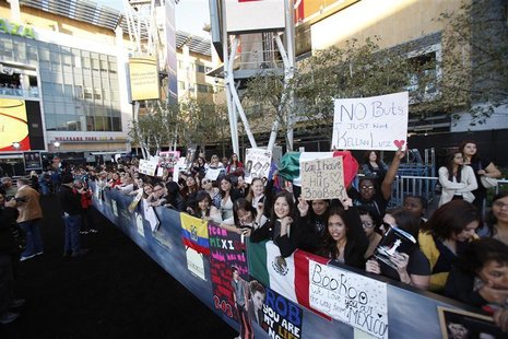 Fans wait at the premiere of "The Twilight Saga: Breaking Dawn - Part 2" in Los Angeles, California November 12, 2012. The movie opens in th Fans wait at the premiere of "The Twilight Saga: Breaking Dawn - Part 2" in Los Angeles, California November 12, 2012. The movie opens in th
