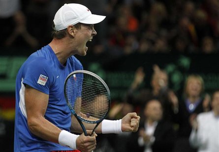 The Czech Republic's Tomas Berdych reacts after he defeated Spain's Nicolas Almagro in the singles at the Davis Cup tennis tournament final The Czech Republic's Tomas Berdych reacts after he defeated Spain's Nicolas Almagro in the singles at the Davis Cup tennis tournament final