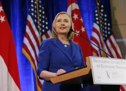 U.S. Secretary of State Hillary Clinton gives a speech at the Singapore Management University in Singapore November 17, 2012. REUTERS/Edgar U.S. Secretary of State Hillary Clinton gives a speech at the Singapore Management University in Singapore November 17, 2012. REUTERS/Edgar