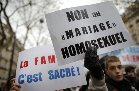Opponents of same-sex marriage demonstrate against the government's draft law to legalise marriage and adoption for same-sex couples in Pari Opponents of same-sex marriage demonstrate against the government's draft law to legalise marriage and adoption for same-sex couples in Pari