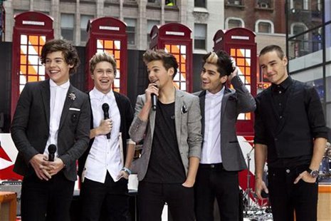 The band, "One Direction" performs on NBC's Today show in New York, November 13, 2012. REUTERS/Andrew Burton The band, "One Direction" performs on NBC's Today show in New York, November 13, 2012. REUTERS/Andrew Burton
