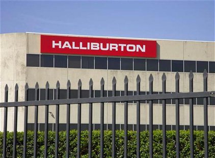 The company logo of Halliburton oilfield services corporate offices is seen in Houston, Texas April 6, 2012. REUTERS/Richard Carson The company logo of Halliburton oilfield services corporate offices is seen in Houston, Texas April 6, 2012. REUTERS/Richard Carson