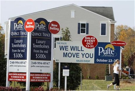 A woman jogs by new housing construction in Darnestown, Maryland, October 23, 2012. REUTERS/Gary Cameron A woman jogs by new housing construction in Darnestown, Maryland, October 23, 2012. REUTERS/Gary Cameron