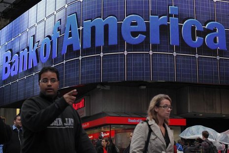 People walk next to a Bank of America's branch in New York October 24, 2012. REUTERS/Eduardo Munoz People walk next to a Bank of America's branch in New York October 24, 2012. REUTERS/Eduardo Munoz
