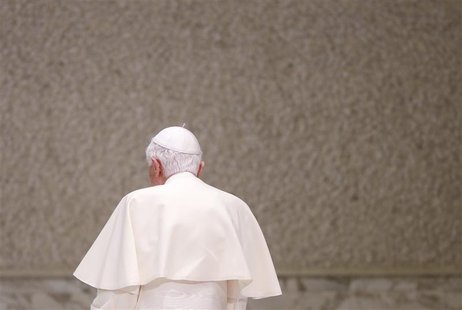 Pope Benedict XVI leaves at the end of the general audience in Paul VI's Hall at the Vatican November 28, 2012. REUTERS/Max Rossi Pope Benedict XVI leaves at the end of the general audience in Paul VI's Hall at the Vatican November 28, 2012. REUTERS/Max Rossi