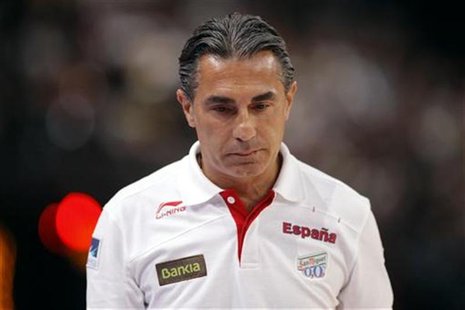 Spain's former coach Sergio Scariolo reacts during his Olympics national teams' friendly match against France in Paris July 15, 2012. REUTER Spain's former coach Sergio Scariolo reacts during his Olympics national teams' friendly match against France in Paris July 15, 2012. REUTER