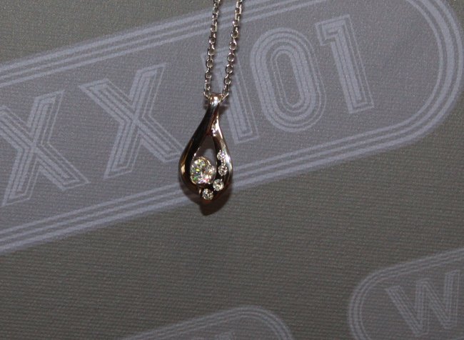 The 1.5 carat prize!