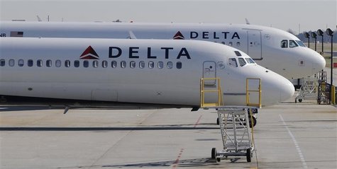 A Delta Airlines MD-88 (foreground) with Airbus A320 (background) at Hartsfield-Jackson International Airport in Atlanta , Georgia, December A Delta Airlines MD-88 (foreground) with Airbus A320 (background) at Hartsfield-Jackson International Airport in Atlanta , Georgia, December