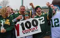 Y100 Tailgate Party at Brett Favre's Steakhouse :: Packers vs. Vikings 7