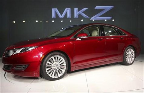 The 2013 Lincoln MKZ automobile is seen during a news conference in New York, April 2, 2012. REUTERS/Shannon Stapleton The 2013 Lincoln MKZ automobile is seen during a news conference in New York, April 2, 2012. REUTERS/Shannon Stapleton