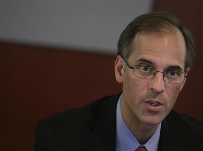 Mark Zandi, chief economist of Moody's Analytics, speaks at the Reuters Real Estate and Infrastructure Summit in New York June 20, 2011. REU Mark Zandi, chief economist of Moody's Analytics, speaks at the Reuters Real Estate and Infrastructure Summit in New York June 20, 2011. REU