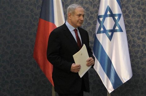 Israel's Prime Minister Benjamin Netanyahu arrives to a news conference at government headquarters in Prague December 5, 2012. REUTERS/David Israel's Prime Minister Benjamin Netanyahu arrives to a news conference at government headquarters in Prague December 5, 2012. REUTERS/David