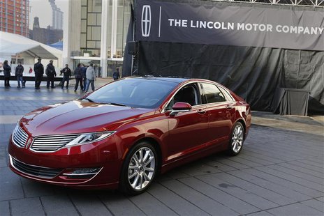 The Lincoln MKZ mid-size sedan is seen during a news conference in New York December 3, 2012. REUTERS/Shannon Stapleton The Lincoln MKZ mid-size sedan is seen during a news conference in New York December 3, 2012. REUTERS/Shannon Stapleton