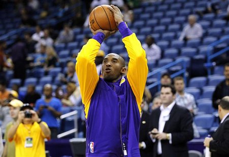 Los Angeles Lakers shooting guard Kobe Bryant (24) warms up prior to their NBA basketball game against the New Orleans Hornets in New Orlean Los Angeles Lakers shooting guard Kobe Bryant (24) warms up prior to their NBA basketball game against the New Orleans Hornets in New Orlean