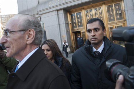 Former SAC Capital employee Mathew Martoma gets into an awaiting car as he leaves Manhattan Federal Court in New York, November 26, 2012. RE Former SAC Capital employee Mathew Martoma gets into an awaiting car as he leaves Manhattan Federal Court in New York, November 26, 2012. RE