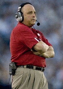 Barry Alvarez (courtesy of collegefootball.org) Barry Alvarez (courtesy of collegefootball.org)