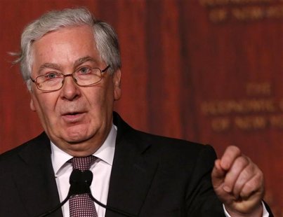 The Governor of the Bank of England Mervyn King speaks to the Economic Club of New York in New York, December 10, 2012. REUTERS/Brendan McDe The Governor of the Bank of England Mervyn King speaks to the Economic Club of New York in New York, December 10, 2012. REUTERS/Brendan McDe