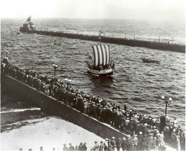 Viking Ship arrives in Duluth harbor 1927 Viking Ship arrives in Duluth harbor 1927