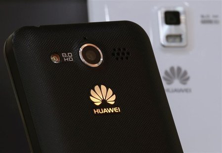 Huawei mobile phones are displayed in one of its offices in the southern Chinese city of Shenzhen September 24, 2012. REUTERS/Bobby Yip Huawei mobile phones are displayed in one of its offices in the southern Chinese city of Shenzhen September 24, 2012. REUTERS/Bobby Yip