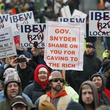 Anti right-to-work protesters gather outside of Michigan's state capitol building in Lansing December 11, 2012. REUTERS/Rebecca Cook Anti right-to-work protesters gather outside of Michigan's state capitol building in Lansing December 11, 2012. REUTERS/Rebecca Cook