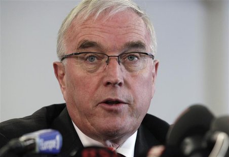 International Cycling Union (UCI) president Pat McQuaid speaks to media during a news conference on the Lance Armstrong doping scandal in Ge International Cycling Union (UCI) president Pat McQuaid speaks to media during a news conference on the Lance Armstrong doping scandal in Ge