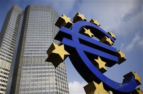 The Euro currency sign is seen in front of the European Central Bank (ECB) headquarters in Frankfurt December 6, 2012. REUTERS/Lisi Niesner The Euro currency sign is seen in front of the European Central Bank (ECB) headquarters in Frankfurt December 6, 2012. REUTERS/Lisi Niesner