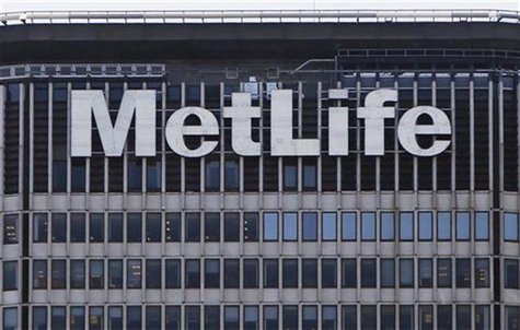 The MetLife building is seen in New York, March 8, 2010. REUTERS/Shannon Stapleton The MetLife building is seen in New York, March 8, 2010. REUTERS/Shannon Stapleton