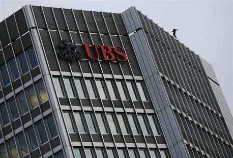 The logo of Swiss bank UBS is seen on a building in Zurich December 17, 2012. REUTERS/Michael Buholzer The logo of Swiss bank UBS is seen on a building in Zurich December 17, 2012. REUTERS/Michael Buholzer