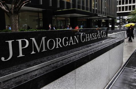 The entrance to JPMorgan Chase's international headquarters on Park Avenue is seen in New York October 2, 2012. REUTERS/Shannon Stapleton The entrance to JPMorgan Chase's international headquarters on Park Avenue is seen in New York October 2, 2012. REUTERS/Shannon Stapleton