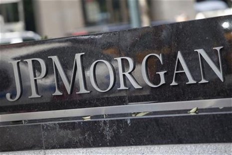 JPMorgan Chase & Co's international headquarters are seen on Park Avenue in New York July 13, 2012. REUTERS/Andrew Burton JPMorgan Chase & Co's international headquarters are seen on Park Avenue in New York July 13, 2012. REUTERS/Andrew Burton