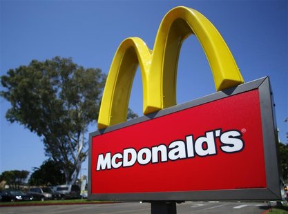 A McDonald's sign is shown at the entrance to one of the company's restaurants in Del Mar, California September 10, 2012. REUTERS/Mike Blake A McDonald's sign is shown at the entrance to one of the company's restaurants in Del Mar, California September 10, 2012. REUTERS/Mike Blake