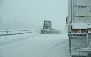 Highway Department expecting more wind and snow Highway Department expecting more wind and snow
