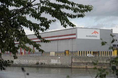 General view of the ArcelorMittal steel plant in Liege September 27, 2012. REUTERS/Laurent Dubrule General view of the ArcelorMittal steel plant in Liege September 27, 2012. REUTERS/Laurent Dubrule