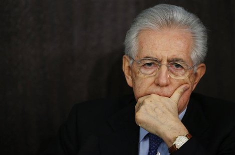 Italian caretaker Prime Minister Mario Monti attends an end of year news conference in Rome December 23, 2012. Monti said on Sunday he would Italian caretaker Prime Minister Mario Monti attends an end of year news conference in Rome December 23, 2012. Monti said on Sunday he would
