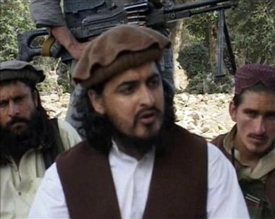 Pakistani Taliban chief Hakimullah Mehsud (C) sits with other millitants in South Waziristan October 4, 2009 in this video grab taken from f Pakistani Taliban chief Hakimullah Mehsud (C) sits with other millitants in South Waziristan October 4, 2009 in this video grab taken from f