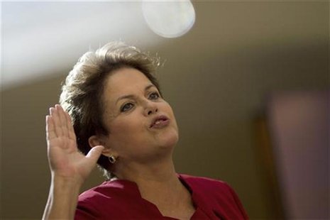 Brazil's President Dilma Rousseff speaks during breakfast with reporters at the Planalto Palace in Brasilia December 27, 2012. REUTERS/Uesle Brazil's President Dilma Rousseff speaks during breakfast with reporters at the Planalto Palace in Brasilia December 27, 2012. REUTERS/Uesle
