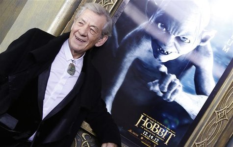 Cast member Ian McKellen arrives for the premiere of the movie "The Hobbit: An Unexpected Journey" in New York December 6, 2012. REUTERS/Car Cast member Ian McKellen arrives for the premiere of the movie "The Hobbit: An Unexpected Journey" in New York December 6, 2012. REUTERS/Car