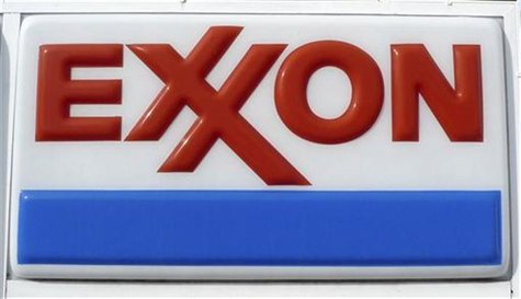 The Exxon corporate logo is pictured at a gas station in Arlington, Virginia January 31, 2012. REUTERS/Jason Reed The Exxon corporate logo is pictured at a gas station in Arlington, Virginia January 31, 2012. REUTERS/Jason Reed