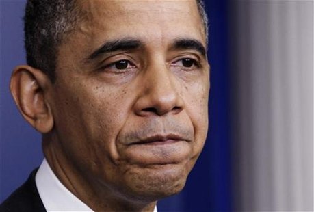 U.S. President Barack Obama pauses as he speaks to the media about the "fiscal cliff" in the White House Briefing Room in Washington Decembe U.S. President Barack Obama pauses as he speaks to the media about the "fiscal cliff" in the White House Briefing Room in Washington Decembe